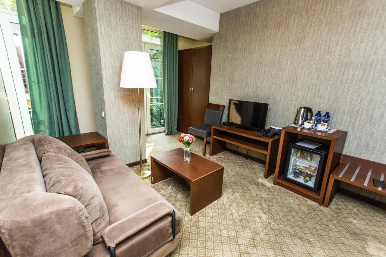 A5 Hotel Tbilisi Eksteriør bilde